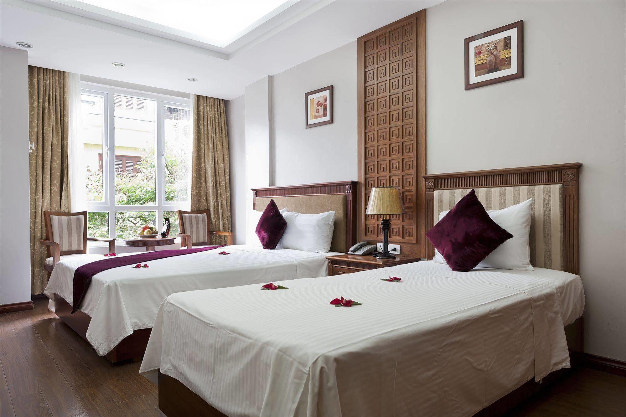 Golden Legend Boutique Hotel 3*
